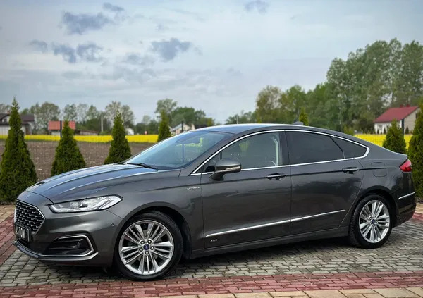 ford śląskie Ford Mondeo cena 109700 przebieg: 117000, rok produkcji 2020 z Brok